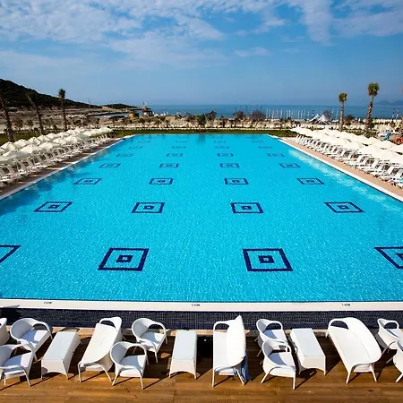 Hotel Andriake Club