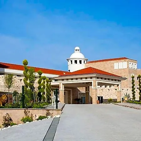Andriake Club فندق دمرة