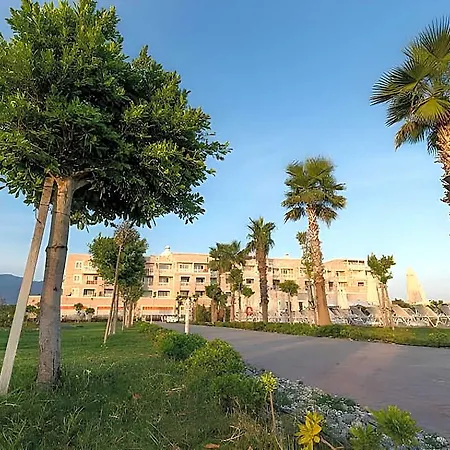 فندق Andriake Club دمرة