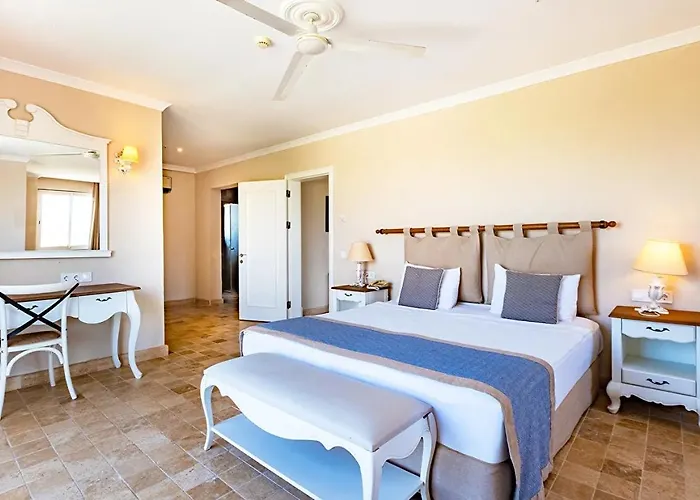 Hotel Andriake Club