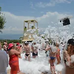 호텔 Andriake Club 뎀레