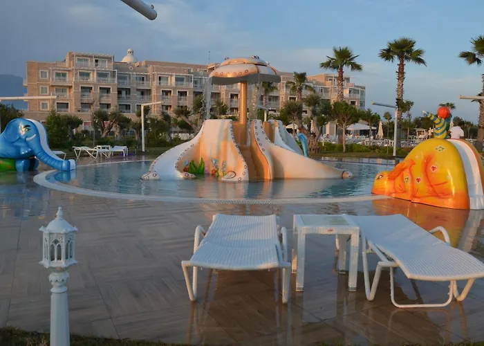 Hotel Andriake Club 5*
